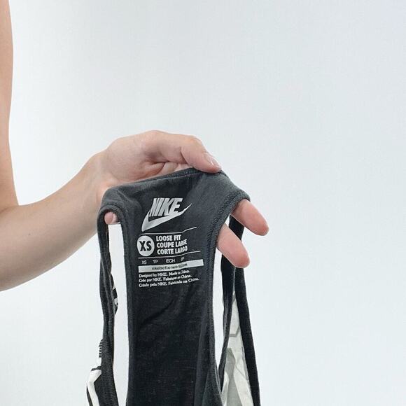 Nike Gray and White Printed Scoop Neck Sleeveless Tank Top Size XS - Picture 3 of 3